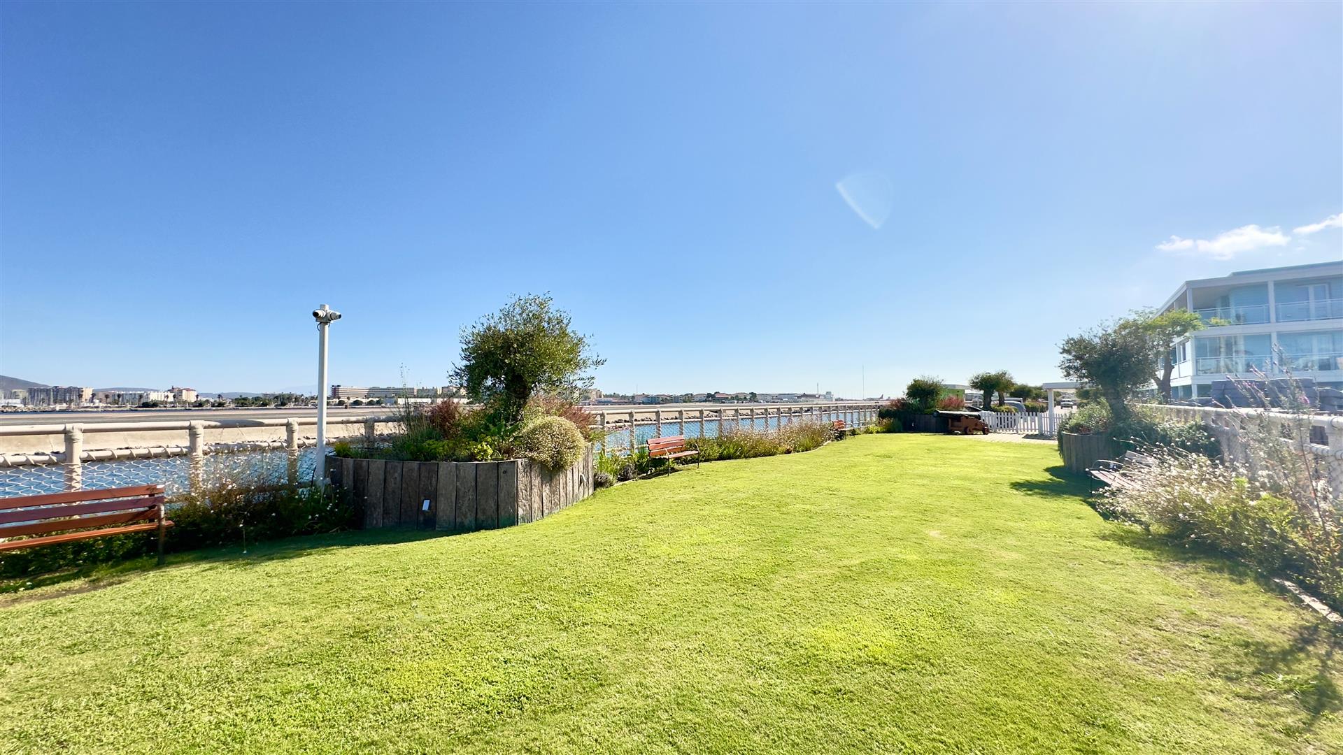 Image of Apartment - 1 Bedrooms - 1 Bathrooms for Rental in Marina Club-Gibraltar, Image 6